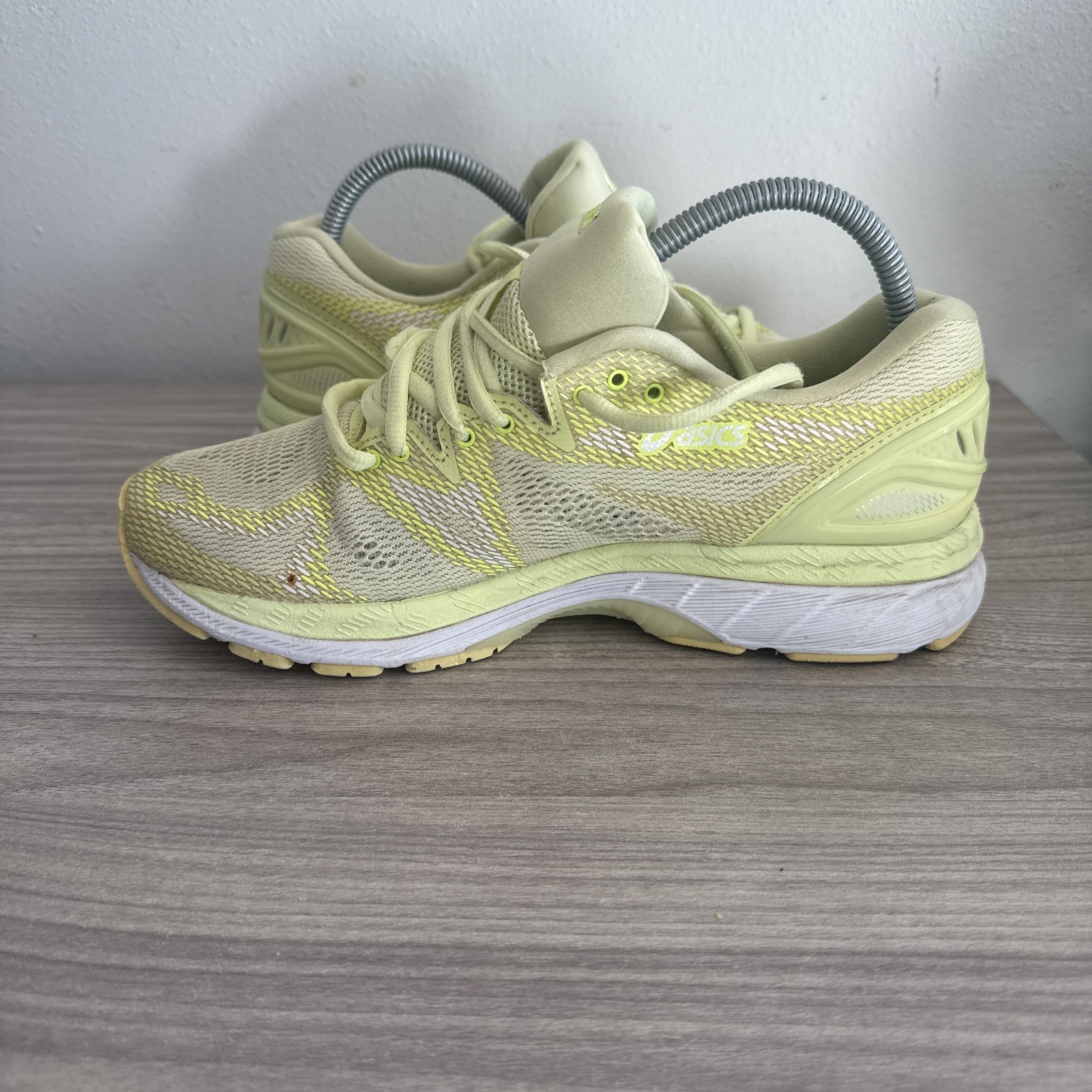 ASICS Gel Nimbus 20  T850N Womens Size 9 Yellow Running Shoes Sneakers image 9