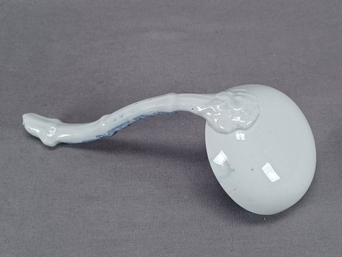 Barrow & Company Doria Pattern Blue Transferware Ladle Circa 1853-1856 - Picture 4 of 9