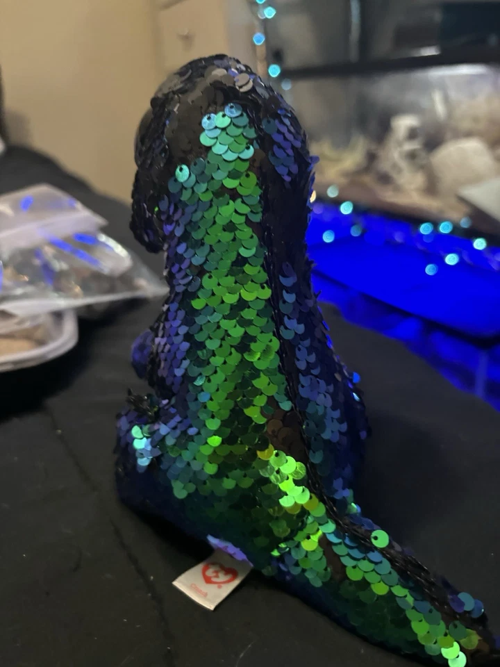 Gorro Boos Crunch El Dinosaurio Lentejuelas Abatibles Púrpura Ojos Brillantes 7" Foto 3 de 4