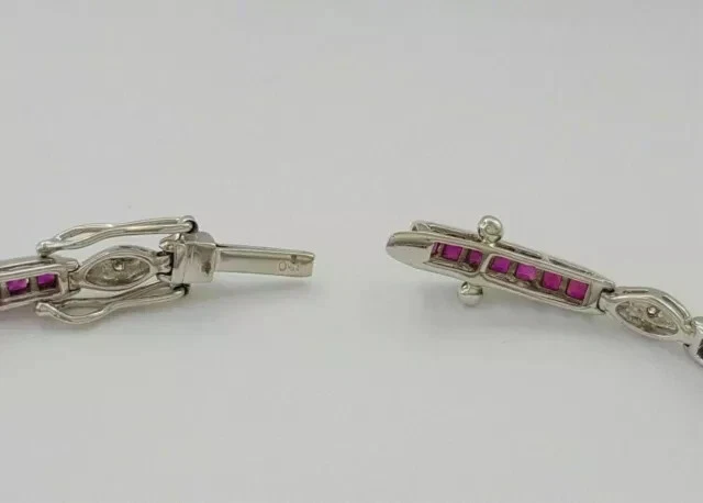 Brazalete tenis princesa y diamante simulado de 12 quilates con acabado en oro blanco de 14 quilates Foto 3 de 4