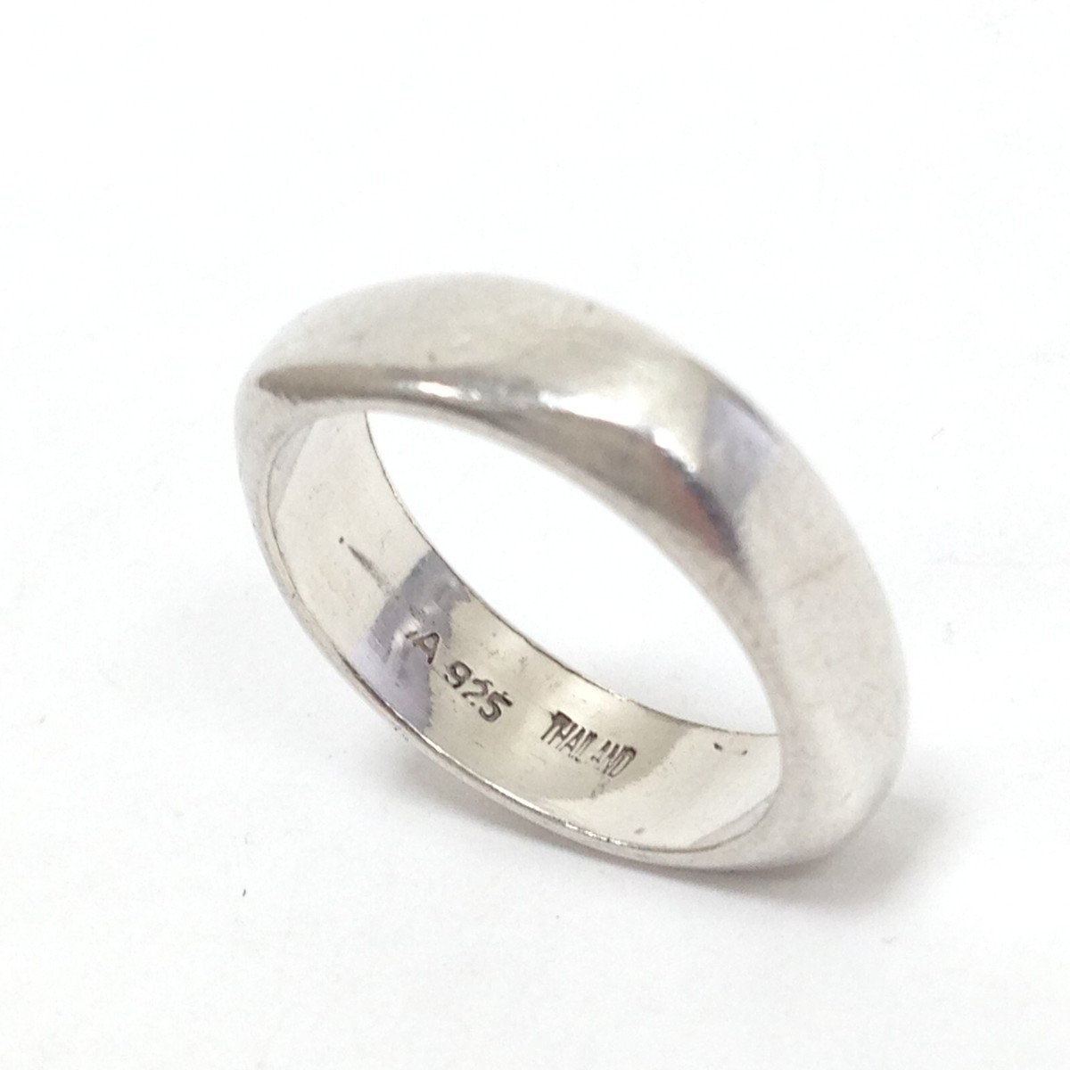 A 925 Thailand Solid Sterling Silver Angular Square Round Corners