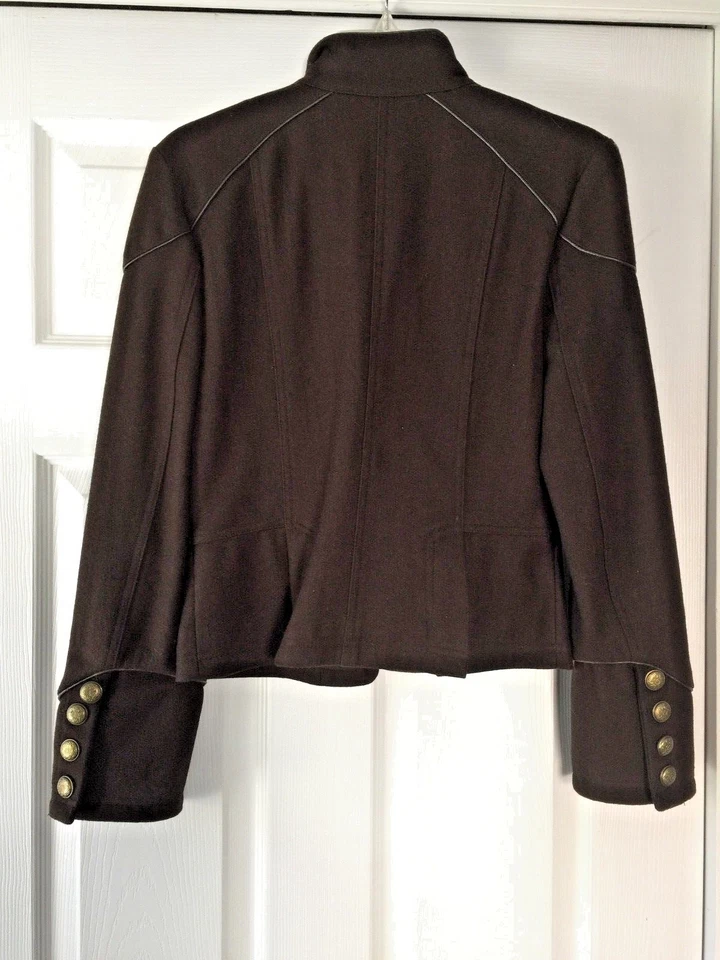 Chaqueta de lana estilo militar marrón Last Kiss para mujer - talla pequeña Foto 2 de 3