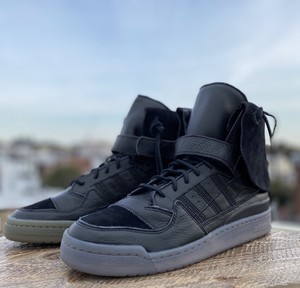 adidas forum hi moc