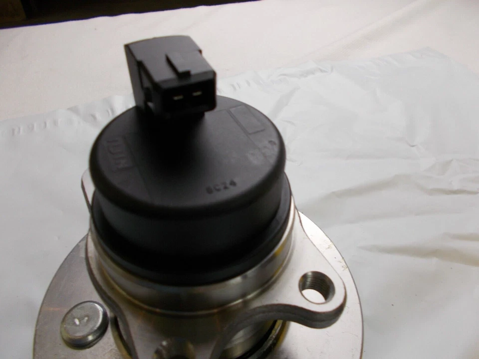 Conjunto de cojinete de rueda y buje trasero Moog 512324 para; Accent Rio5 Foto 4 de 4