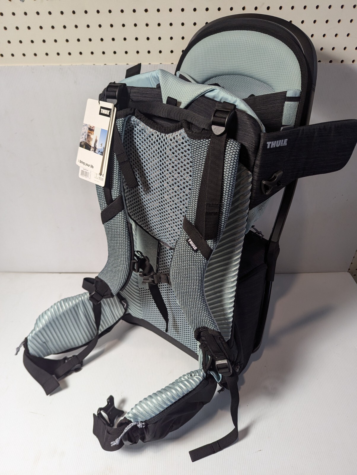 Thule Sapling Black Hiking Backpack Child Carrier - New with Free Shipping