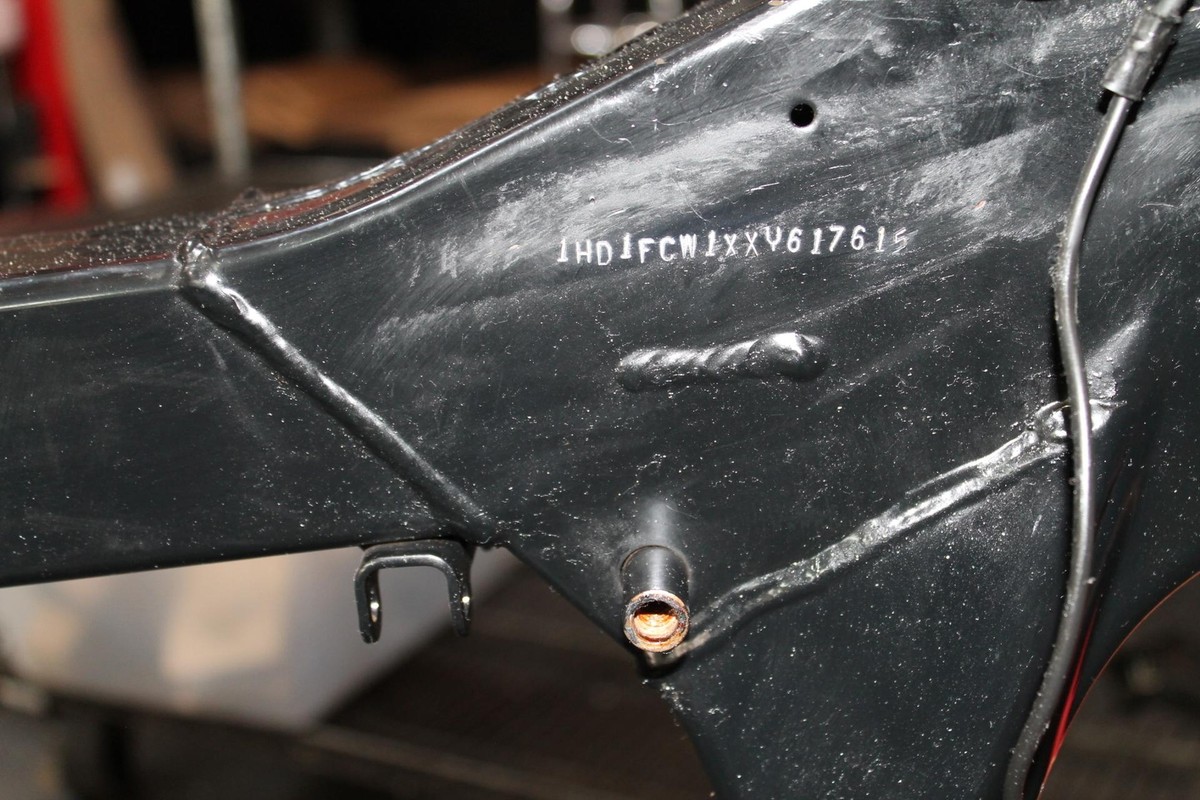 1212 99 HARLEY-DAVIDSON ELECTRA GLIDE FRAME CHASSIS 1999 FLHTCUI
