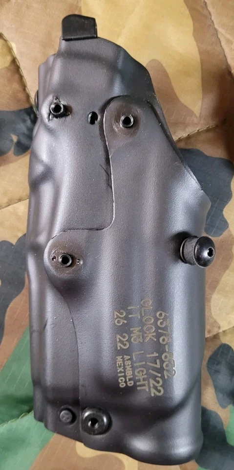 Safariland Glock 17,22,19,23,47,49,46,19x Right-hand Owb Holster For With Light - Image 4 of 4