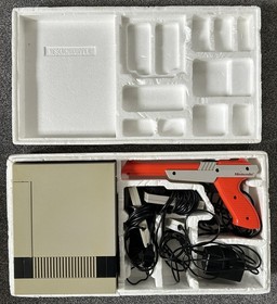 Nintendo NES Action Set complete CIB Super Mario Bros Duck Hunt zapper tested