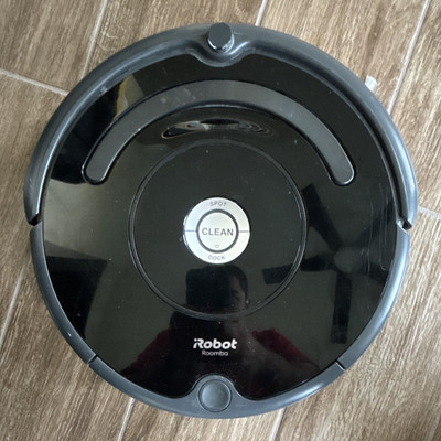 iRobot Roomba 675 Robotic Vacuum Cleaner Black Cordless Bagless Aerovac Filter