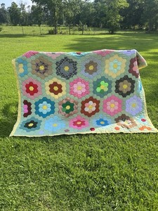 Handmade Multicolor Floral Patchwork Quilt, grandmothers garden 