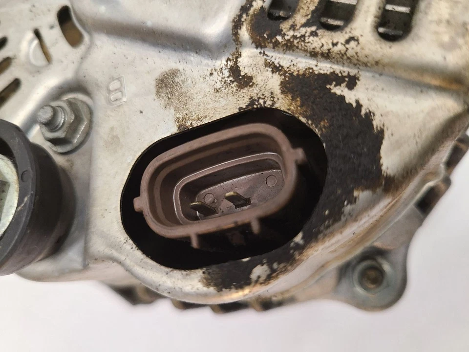 Alternador ID HYUNDAI AZERA 2006-2011 373003C120 06-11 Foto 3 de 4