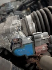 Throttle Body 6 Cylinder Fits 99-00 03-04 FRONTIER 965275