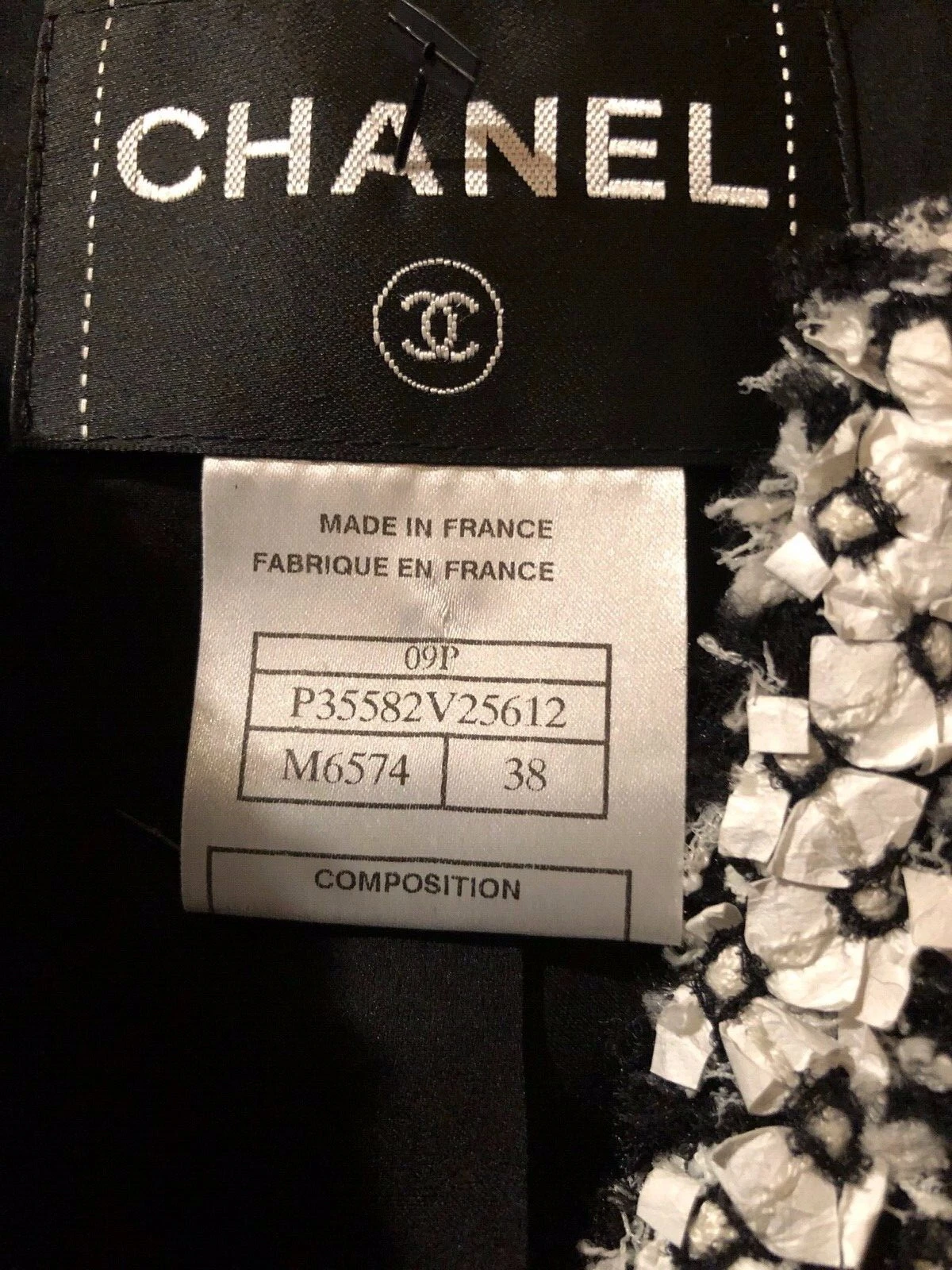 CHANEL 09P VINTAGE TWEED GIACCA NERA IMPANATA BORDO CAMELIA CC BOTTONI FR38 40 $8K