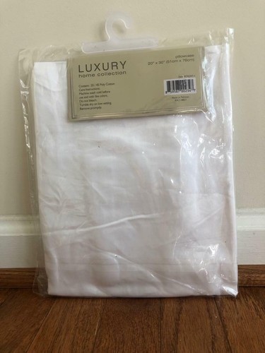 NIP Luxury Home Collection Pillowcase. Standard Size 20" x 30". - Picture 7 of 16