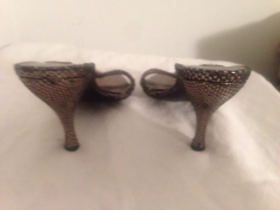 Hollywould Metallic/Black Speckled Slip On Strappy Sandals 4" Heels Sz 8.5 EUC  - Image 4 of 4