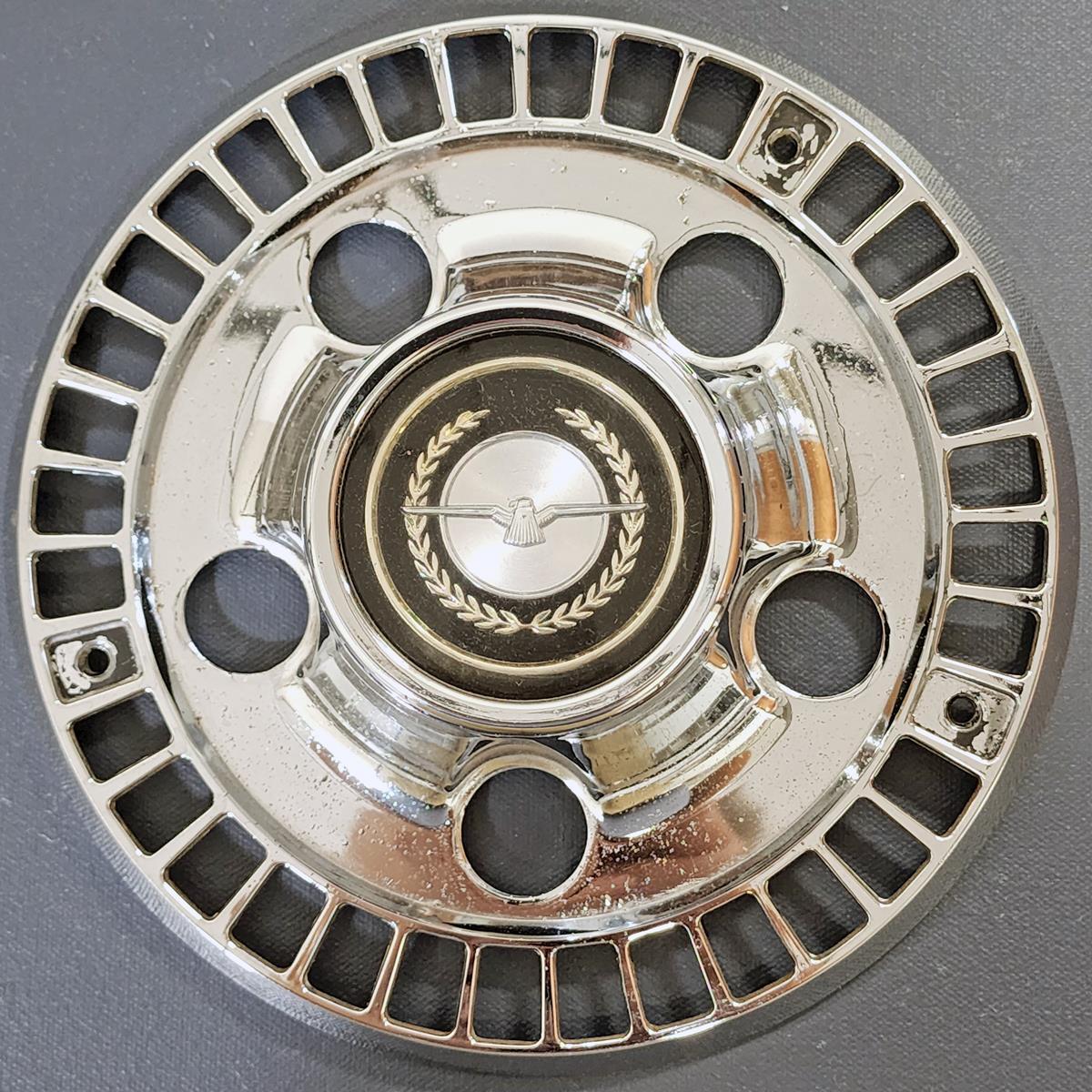 ONE 1975-1976 Ford Thunderbird # 1028 15X6 Wheel / Chrome