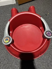 Radio Flyer Spin N Saucer Caster Ride-on Age 2-5 360-degree EZ-Glide UFO design