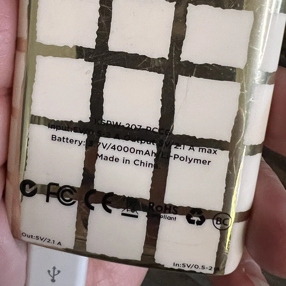 Kate Spade Portable Charger Power Bank White Gold Grid 4000mAh 2010s - Image 2 of 3