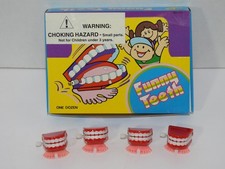 Lot of 12 Wind Up Jumping Chattering Teeth Funny Joke Magic Toy Mouth
