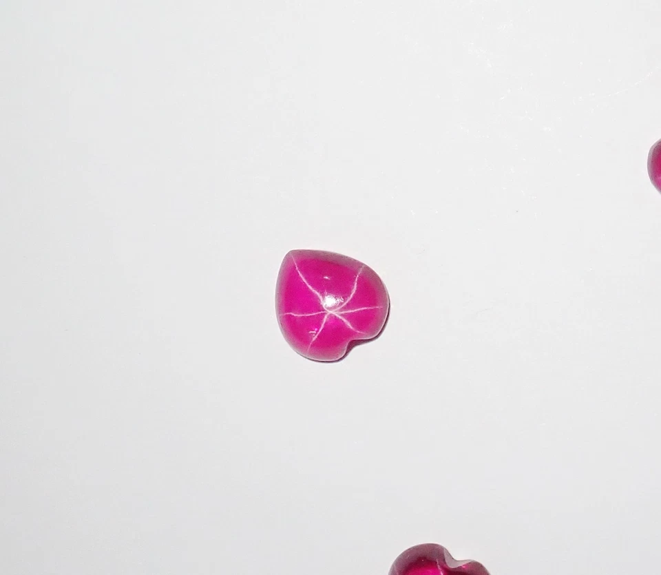 Transparent Star Ruby Heart 8x8 mm Cabochon Created 6 Rayed Stone 3 pieces Lot - Image 4 of 4