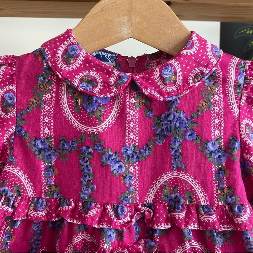 Mameluco vintage Polly Flinders rosa púrpura floral burbuja Foto 4 de 4