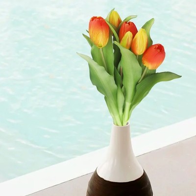 Gefälschter Tulpenstrauß pflegeleicht und abwischbar für langanhaltende Schö