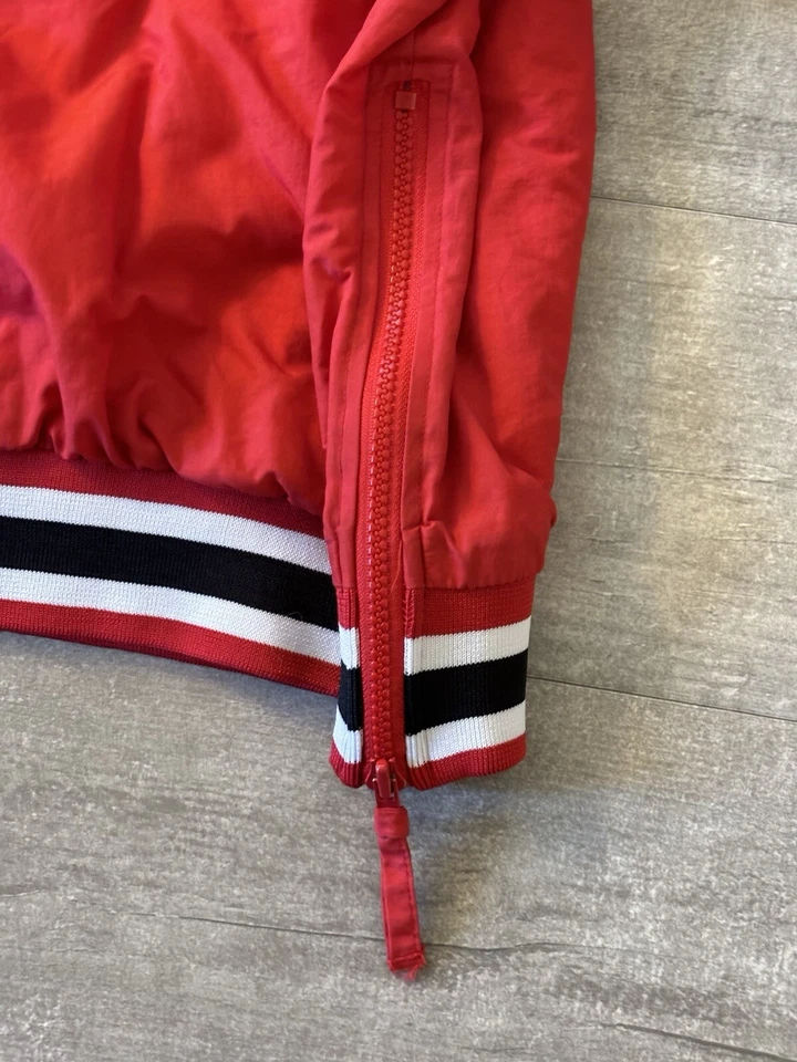 Large Detroit Red Wings Pullover Jacket Windbreaker, Size M Red - Image 4 of 4