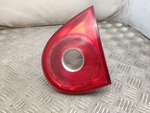 VW GOLF V 1K1 Rechte Seite Heckklappen-Rücklicht 1K6945094E 2005