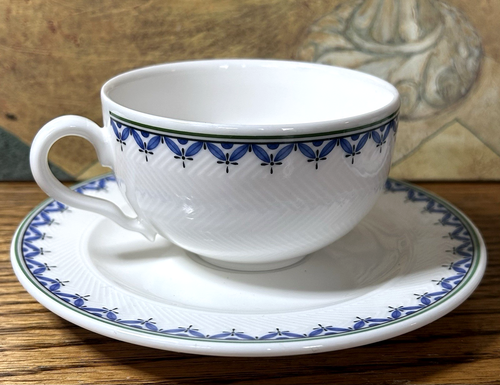 CASA LOOK 4 pc Set Coffee Tea 2 Cups & 2 Saucers Villeroy & Boch Luxembourg EUC - Picture 2 of 12