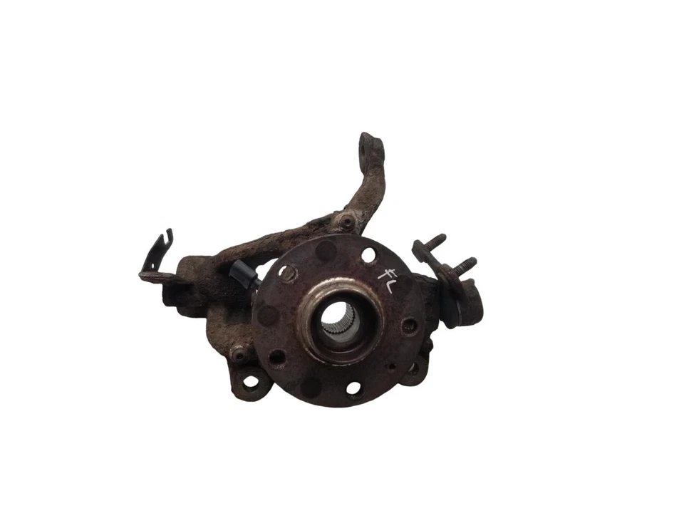 Volkswagen Golf Hub Stub Axle Left Front 1.6 Diesel 7 Speed Auto 2013 Mk7 - Image 2 of 4