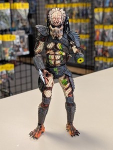 Neca Scavage Predator | eBay
