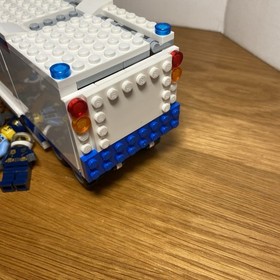 LEGO CITY: Mobile Command Center (60139) ~ Retired - Nearly Complete