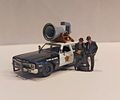 Brekina 18154 Dodge Monaco ''Bluesmobil'' mit Lautsprecher mit Jake & Elwood OVP
