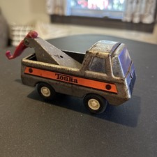 Vintage TONKA Toy Wrecker TOW TRUCK Metallic Silver 55501 4.5 in.
