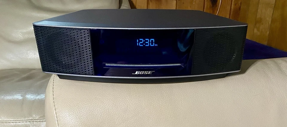 Bose Wave Music System IV CD Player AM/FM Radio 417788-WMS Titanium Silver/Parts - Image 2 of 4