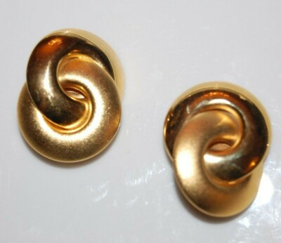 ELEGANT VTG SATIN & SHINNY INTELOCKING GOLDEN CIRCLES STATEMENT CLIP-ON EARRINGS