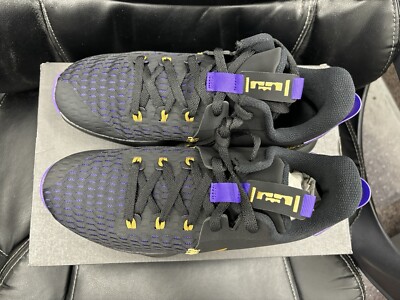 Size 9.5 - Nike LeBron Witness 5 Fierce Purple Metallic Gold for