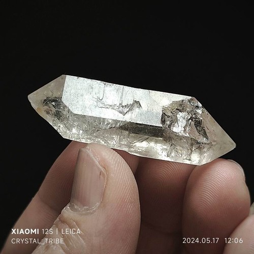18g Natural Clear Skeletal Crystal Quartz Double Terminating Healing 4572 - Picture 7 of 18