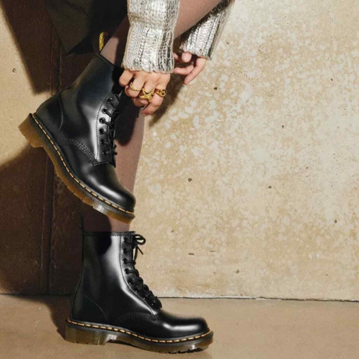 Women’s Dr. Martens 1460 Smooth Leather Lace Up Boots Women main image 3