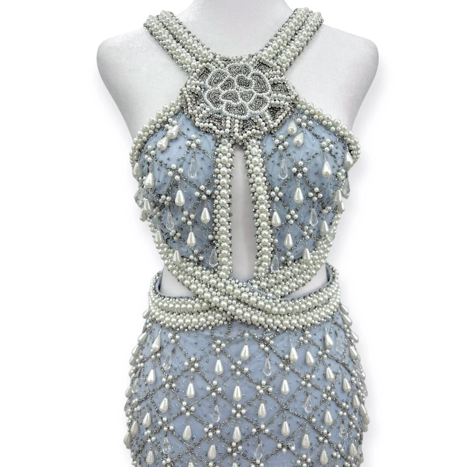 sin etiquetas Mac Duggal Azul Sin Mangas Halter Recorte Perla Adornado Gow G2U Foto 4 de 4