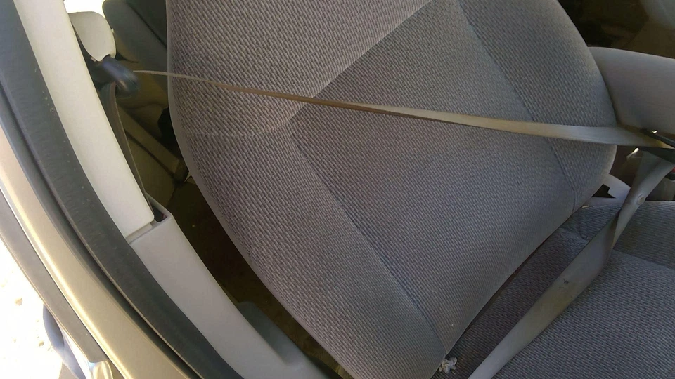 Ford Windstar 1999 pasajero delantero derecho cinturón de seguridad retractor OEM hombro bronceado Foto 4 de 4