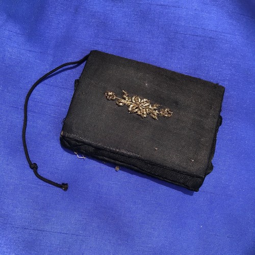 4" x 3" Black Satin Change Purse Wallet 1940s to 1950s Metal Snap Gold Thread - Picture 2 of 5