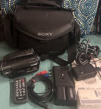Sony Handycam HDR-HC9 HDV Digital Video Camera Batteries Tape Bag Tested Working