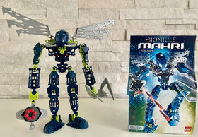 Bionicle Toa Mahri Set of 6 : 8910 - 8915 w/Manuals .  Complete   .