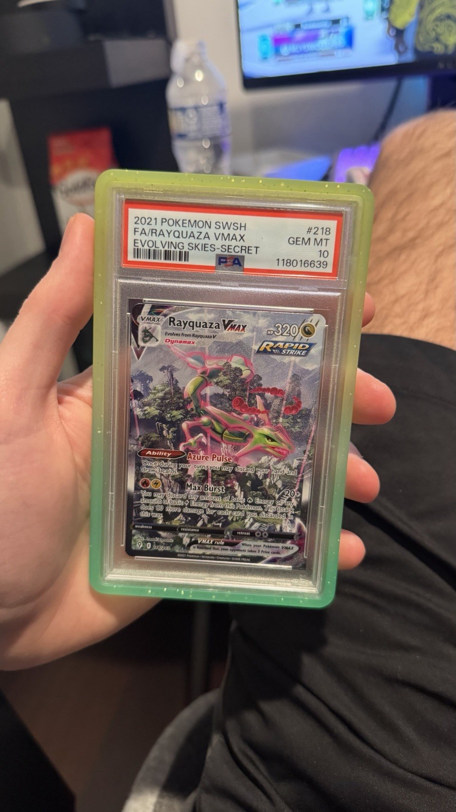 Rayquaza VMAX (Alternate Art Secret) 218/203 SWSH07: Evolving Skies Holo