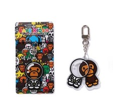 A BATHING APE BAPE KIDS Goods MILO COSMOS ACRYLIC KEYCHAIN 2L70382013 z
