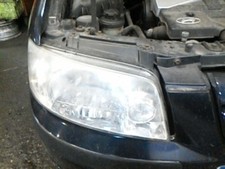 Feu avant (phare) Hyundai MATRIX