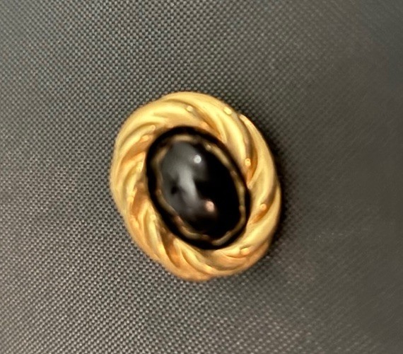 Picture 1 of 5
