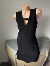 Calvin Klein Sheath Dress Black Crepe Sleeveless 6 M Classic Deep V Neck Luxury