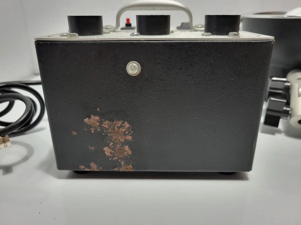 Novatron 240 High Voltage Power Pack Complete w/Cord And Light P/N 2000C - Image 4 of 4